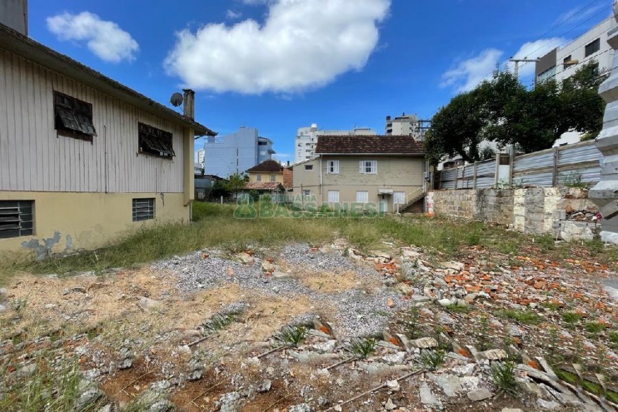Terreno com 1150m², no bairro Exposição em Caxias do Sul para Alugar