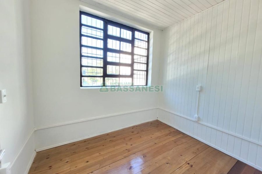 Sala com 160m², no bairro Sagrada Família em Caxias do Sul para Alugar
