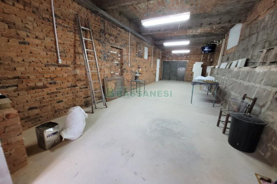 Sala com 160m², no bairro Sagrada Família em Caxias do Sul para Alugar