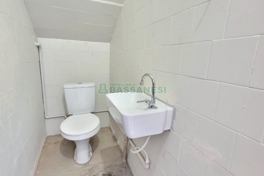 Sala com 160m², no bairro Sagrada Família em Caxias do Sul para Alugar