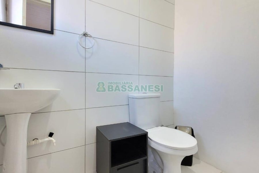 Sala com 90m², no bairro Sagrada Família em Caxias do Sul para Alugar