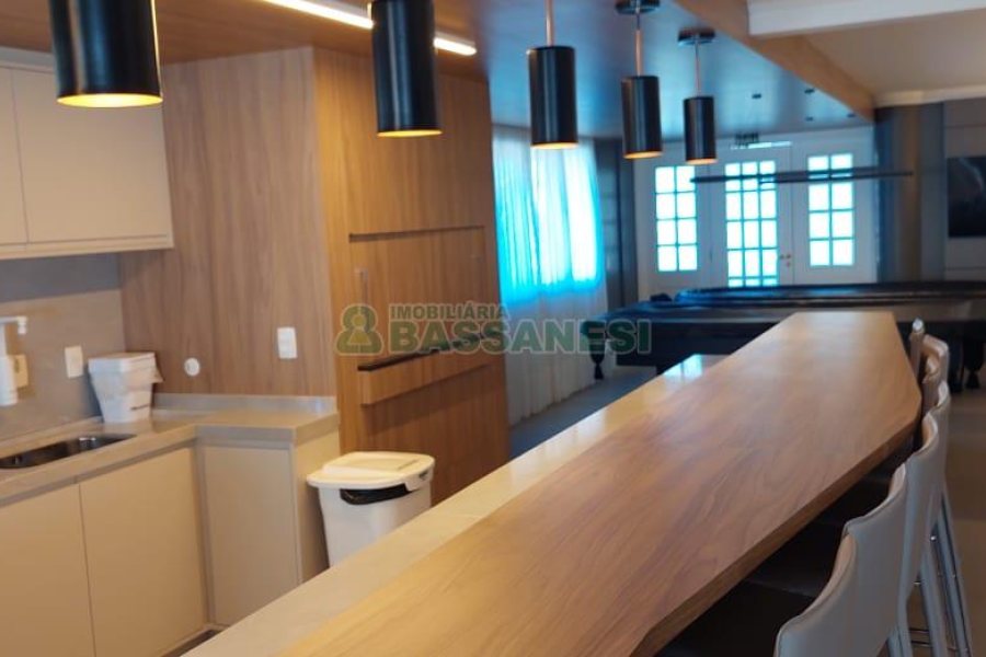 Apto Mobiliado com 235m², 3 dormitórios, 3 vagas, no bairro Jardim América em Caxias do Sul para Alugar