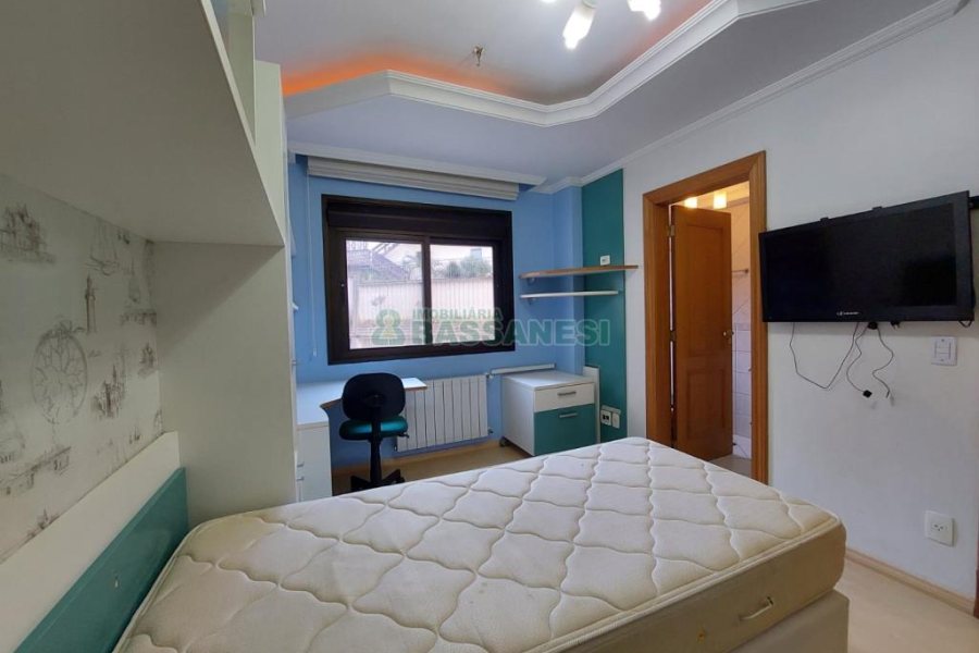 Apto Mobiliado com 235m², 3 dormitórios, 3 vagas, no bairro Jardim América em Caxias do Sul para Alugar