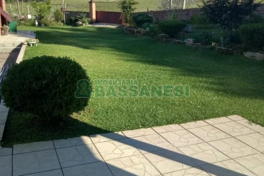 Chácara com 99m², 3 dormitórios, no bairro Apanhador em Caxias do Sul para Comprar