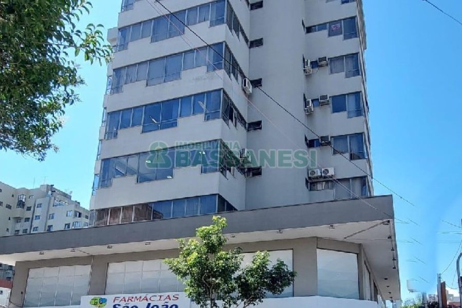 Sala Mobiliada com 56m², 1 vaga, no bairro São Pelegrino em Caxias do Sul para Alugar ou Comprar