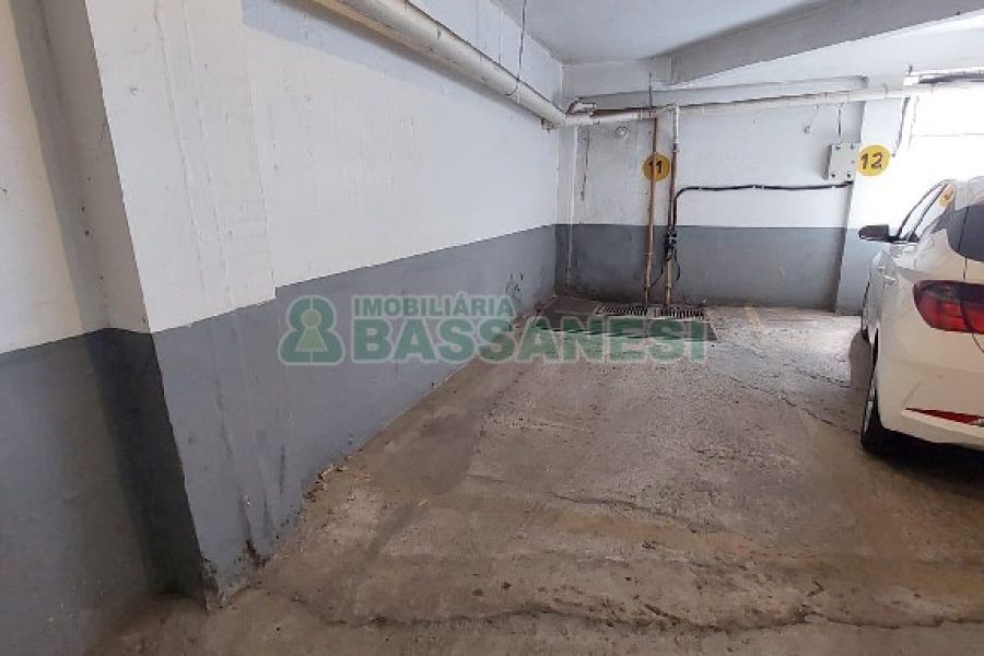 Sala Mobiliada com 56m², 1 vaga, no bairro São Pelegrino em Caxias do Sul para Alugar ou Comprar