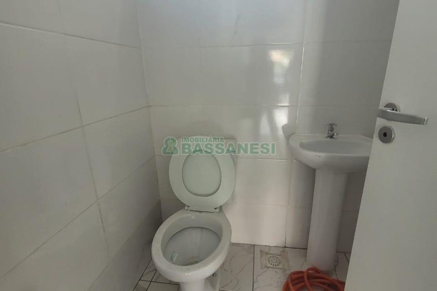 Loja com 80m², no bairro Nossa Senhora de Fátima em Caxias do Sul para Alugar