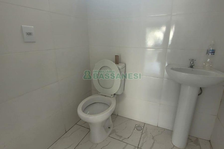 Loja com 80m², no bairro Nossa Senhora de Fátima em Caxias do Sul para Alugar