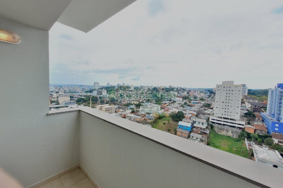 Apto Mobiliado com 55m², 1 dormitório, 2 vagas, no bairro Lourdes em Caxias do Sul para Alugar