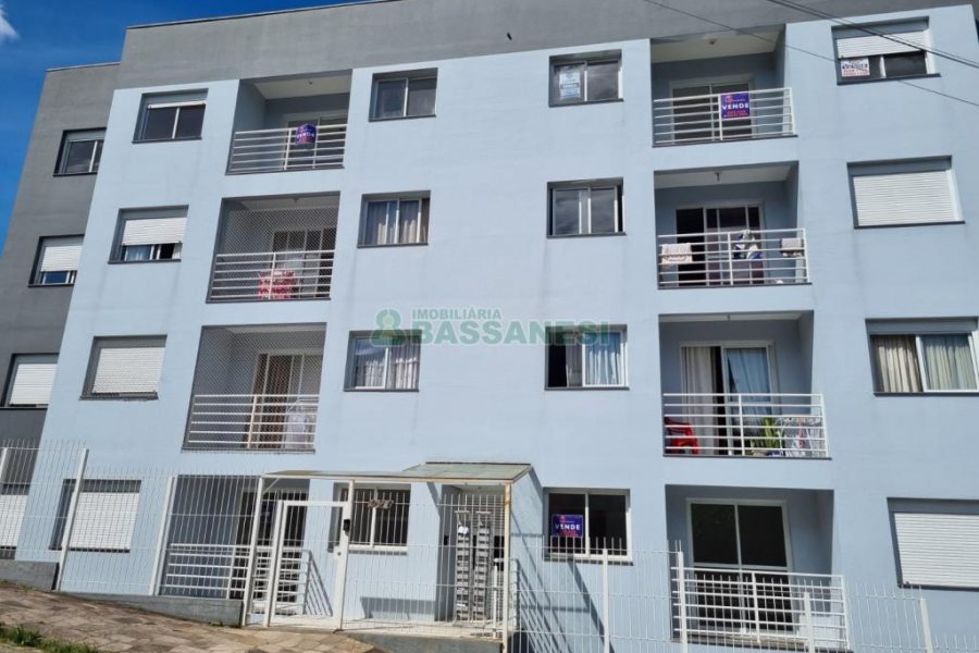 Apartamento com 59m², 2 dormitórios, 1 vaga, no bairro Esplanada em Caxias do Sul para Comprar