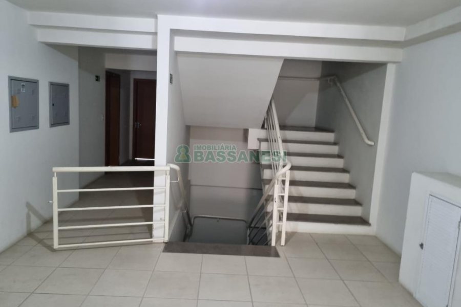 Apartamento com 59m², 2 dormitórios, 1 vaga, no bairro Esplanada em Caxias do Sul para Comprar