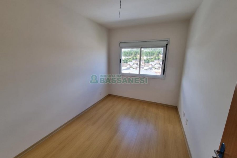 Apartamento com 59m², 2 dormitórios, 1 vaga, no bairro Esplanada em Caxias do Sul para Comprar