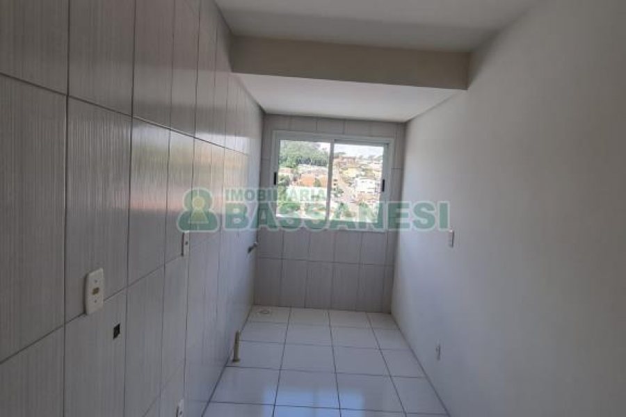 Apartamento com 59m², 2 dormitórios, 1 vaga, no bairro Esplanada em Caxias do Sul para Comprar