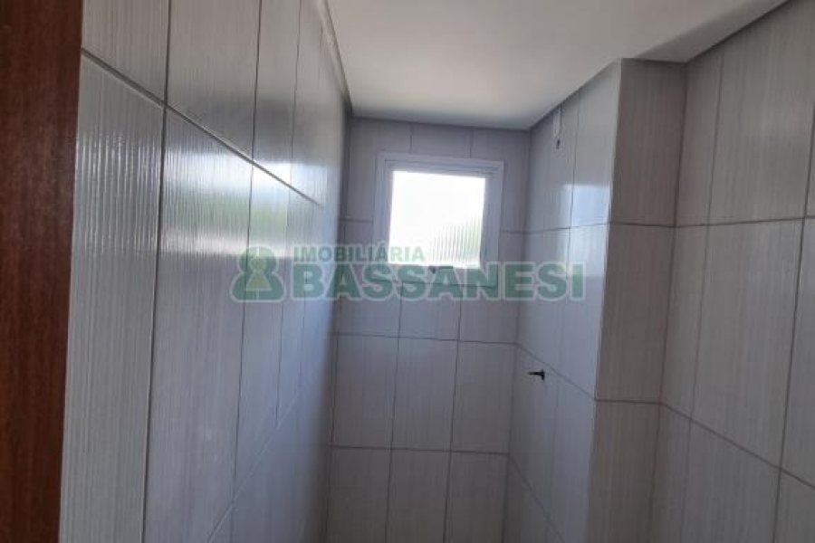 Apartamento com 59m², 2 dormitórios, 1 vaga, no bairro Esplanada em Caxias do Sul para Comprar