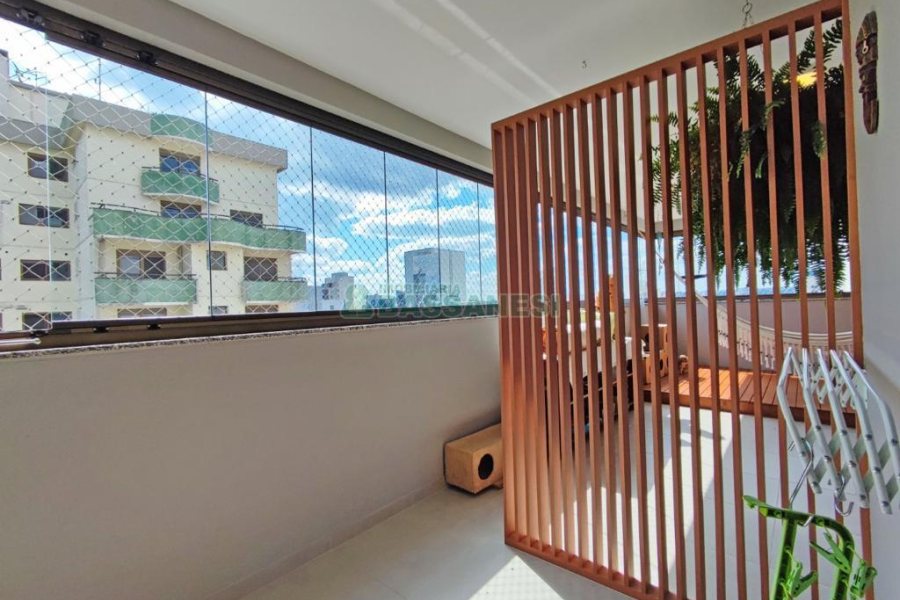 Apartamento com 148m², 3 dormitórios, 2 vagas, no bairro São Pelegrino em Caxias do Sul para Comprar
