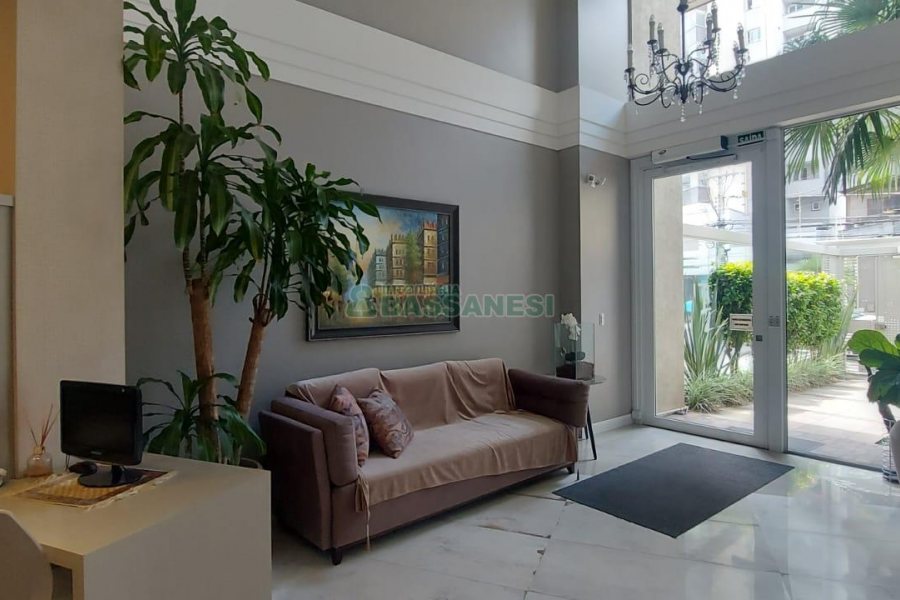 Apartamento com 148m², 3 dormitórios, 2 vagas, no bairro São Pelegrino em Caxias do Sul para Alugar ou Comprar