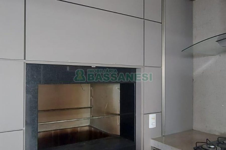 Apartamento com 148m², 3 dormitórios, 2 vagas, no bairro São Pelegrino em Caxias do Sul para Alugar ou Comprar