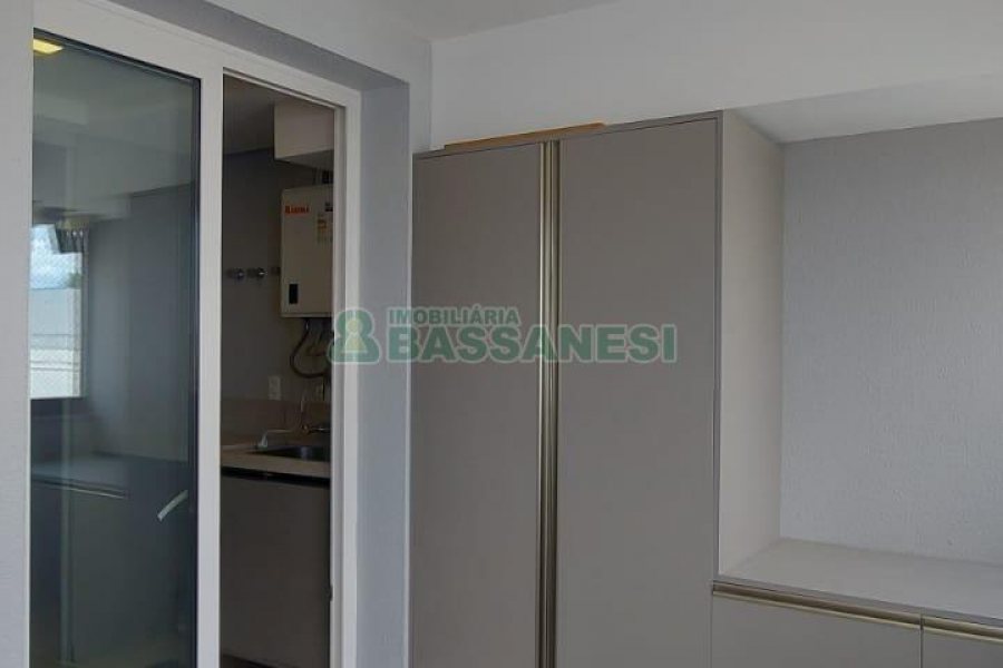 Apartamento com 148m², 3 dormitórios, 2 vagas, no bairro São Pelegrino em Caxias do Sul para Alugar ou Comprar