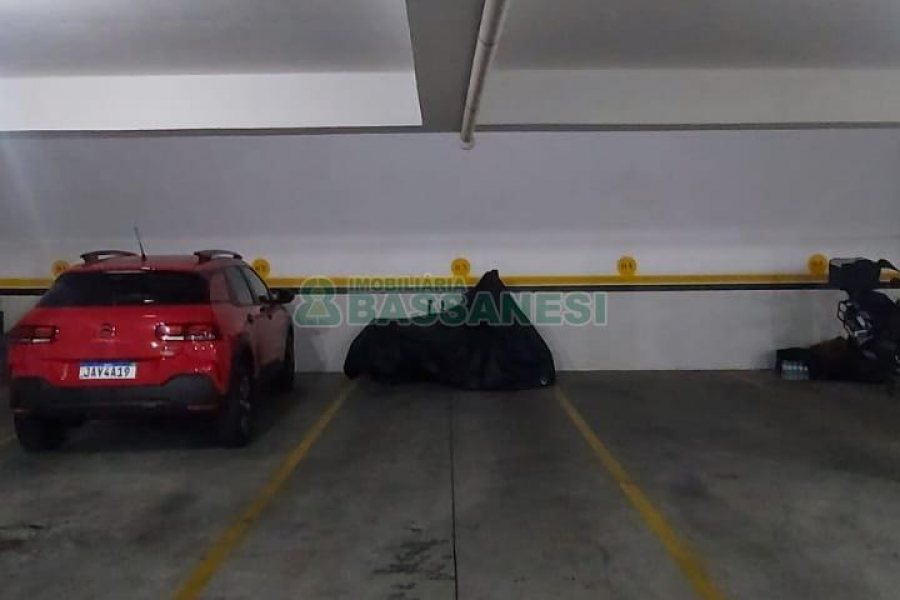 Apartamento com 148m², 3 dormitórios, 2 vagas, no bairro São Pelegrino em Caxias do Sul para Alugar ou Comprar