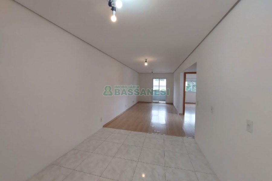 Apartamento com 74m², 2 dormitórios, 1 vaga, no bairro Villagio Iguatemi em Caxias do Sul para Alugar