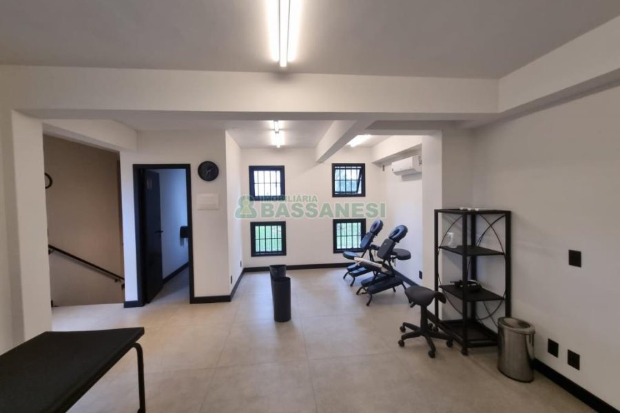 Predio com 169m², no bairro Centro em Caxias do Sul para Comprar