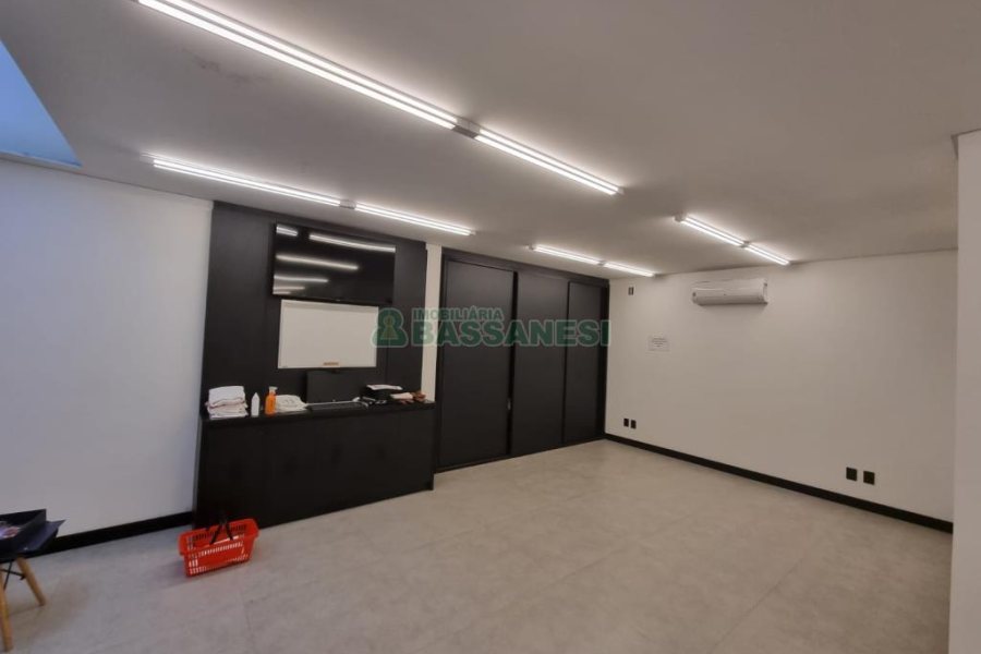 Predio com 169m², no bairro Centro em Caxias do Sul para Comprar