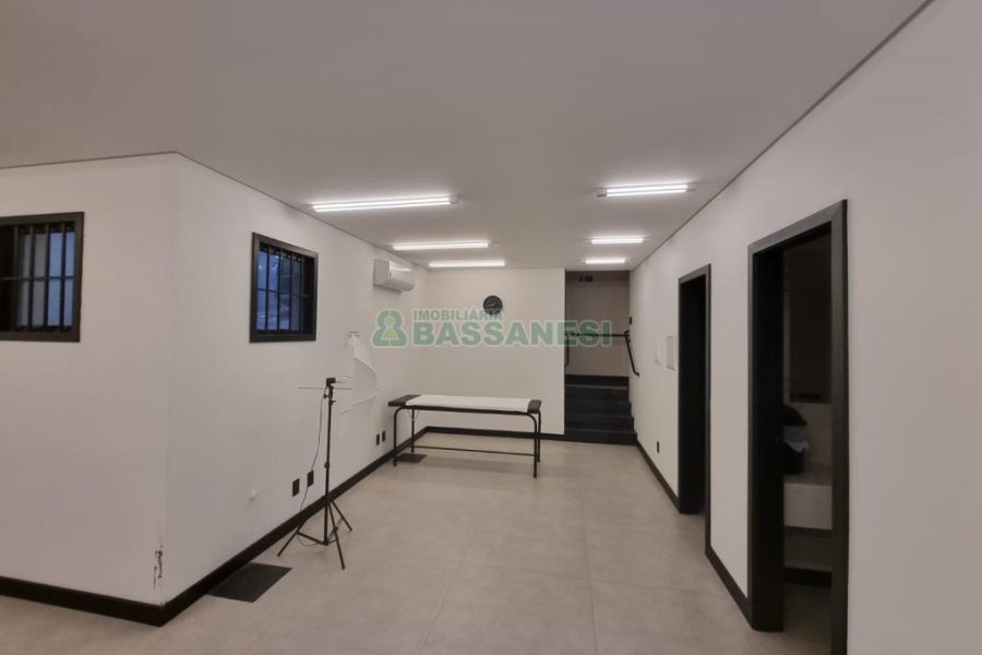 Predio com 169m², no bairro Centro em Caxias do Sul para Comprar