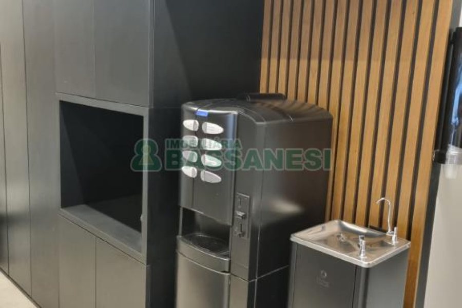 Predio com 169m², no bairro Centro em Caxias do Sul para Comprar