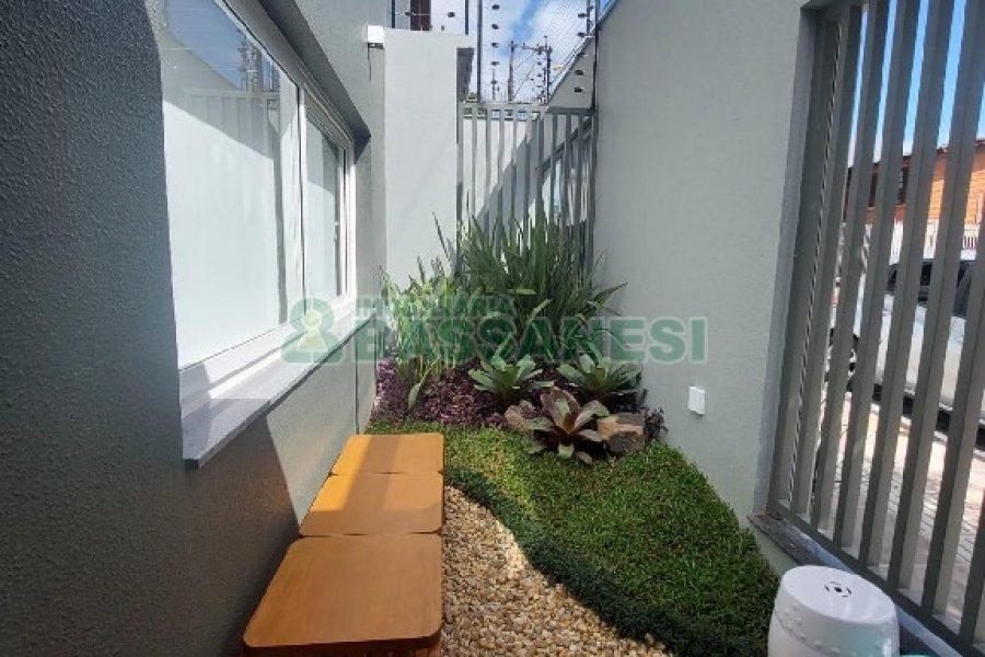 Apartamento com 79m², 2 dormitórios, 2 vagas, no bairro Panazzolo em Caxias do Sul para Alugar