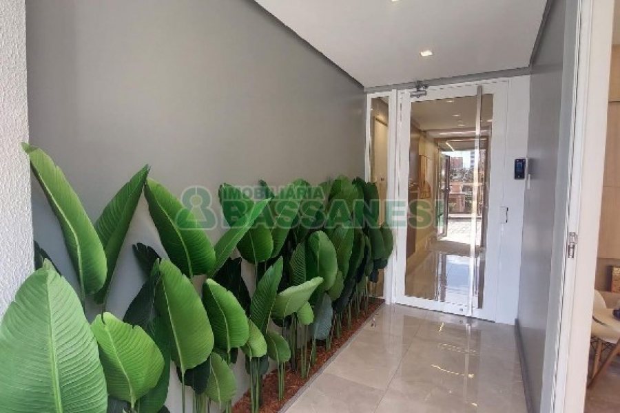 Apartamento com 79m², 2 dormitórios, 2 vagas, no bairro Panazzolo em Caxias do Sul para Alugar