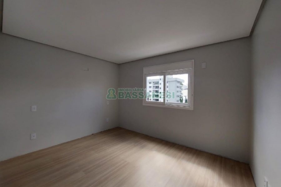 Apartamento com 79m², 2 dormitórios, 2 vagas, no bairro Panazzolo em Caxias do Sul para Alugar