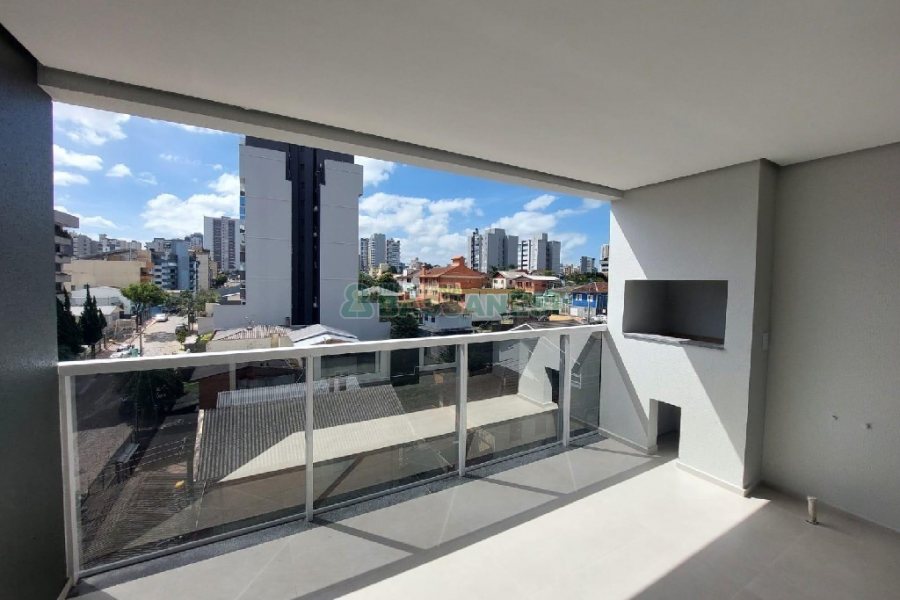 Apartamento com 79m², 2 dormitórios, 2 vagas, no bairro Panazzolo em Caxias do Sul para Alugar