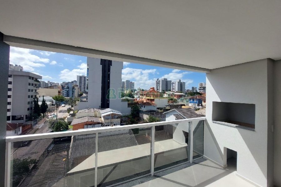 Apartamento com 79m², 2 dormitórios, 2 vagas, no bairro Panazzolo em Caxias do Sul para Alugar