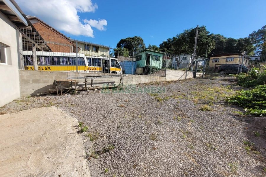 Pavilhão com 144m², no bairro Esplanada em Caxias do Sul para Alugar