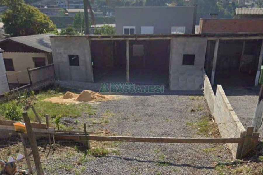 Pavilhão com 144m², no bairro Esplanada em Caxias do Sul para Alugar