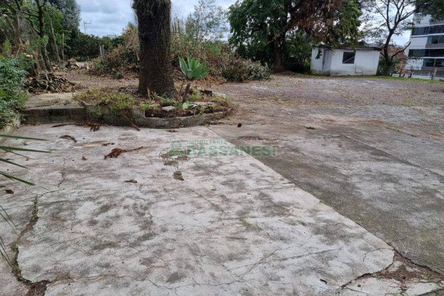 Loja com 100m², no bairro Marechal Floriano em Caxias do Sul para Alugar