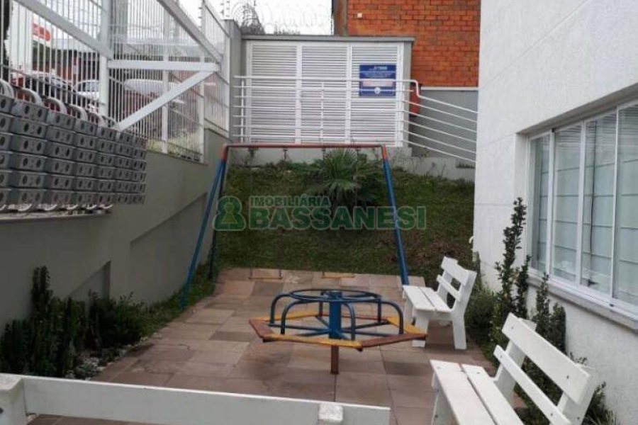 Apartamento com 47m², 2 dormitórios, 1 vaga, no bairro Desvio Rizzo em Caxias do Sul para Comprar