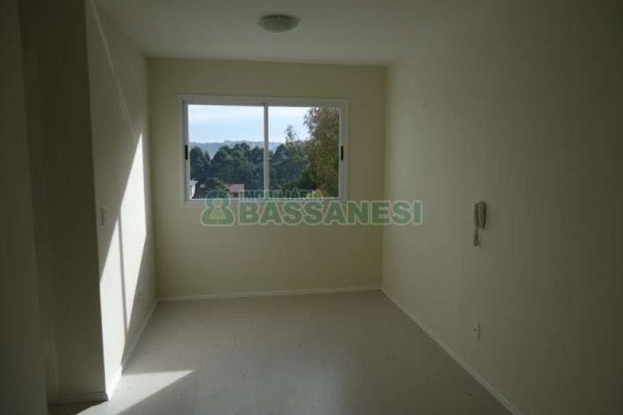 Apartamento com 47m², 2 dormitórios, 1 vaga, no bairro Desvio Rizzo em Caxias do Sul para Comprar