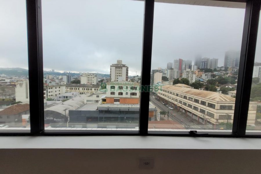 Sala com 54m², 1 vaga, no bairro Pio X em Caxias do Sul para Alugar