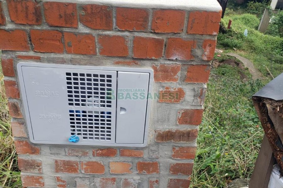 Casa com 72m², 3 dormitórios, no bairro Tijuca em Caxias do Sul para Comprar