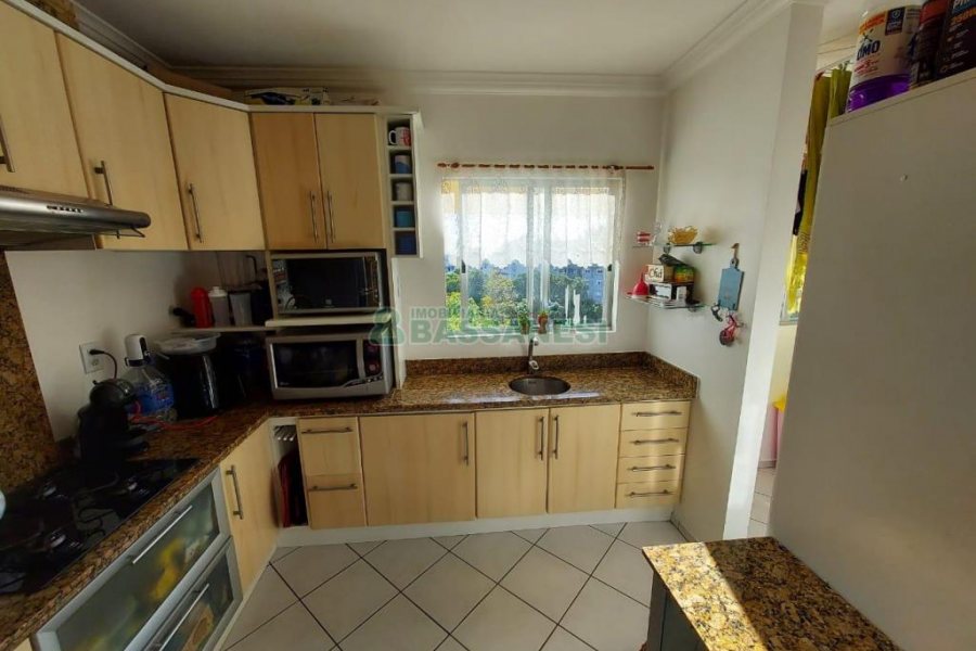 Apartamento com 94m², 3 dormitórios, 2 vagas, no bairro Rio Branco em Caxias do Sul para Comprar