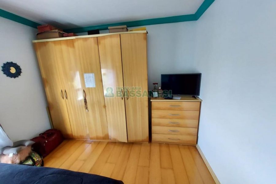Apartamento com 94m², 3 dormitórios, 2 vagas, no bairro Rio Branco em Caxias do Sul para Comprar
