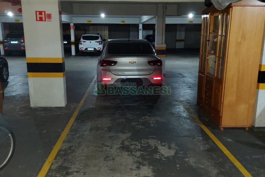 Apartamento com 94m², 3 dormitórios, 2 vagas, no bairro Rio Branco em Caxias do Sul para Comprar