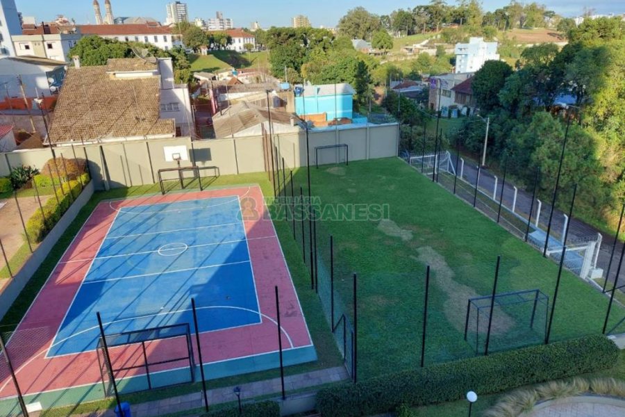 Apartamento com 94m², 3 dormitórios, 2 vagas, no bairro Rio Branco em Caxias do Sul para Comprar