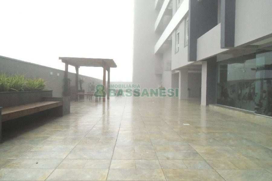 Apto Mobiliado com 40m², 1 dormitório, 1 vaga, no bairro Villagio Iguatemi em Caxias do Sul para Alugar