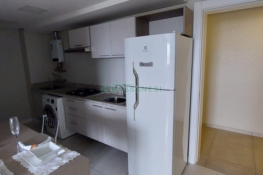 Apto Mobiliado com 40m², 1 dormitório, 1 vaga, no bairro Villagio Iguatemi em Caxias do Sul para Alugar