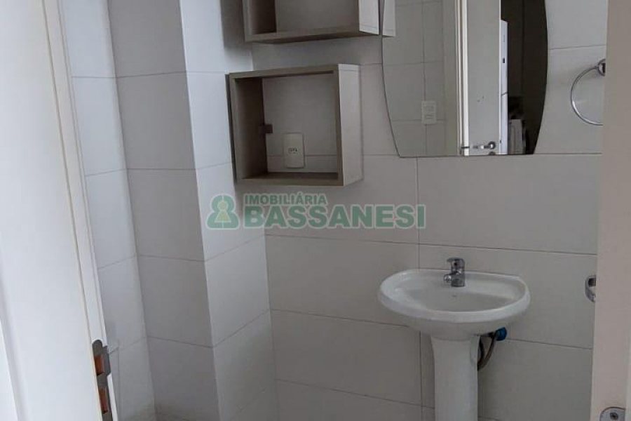 Apto Mobiliado com 40m², 1 dormitório, 1 vaga, no bairro Villagio Iguatemi em Caxias do Sul para Alugar