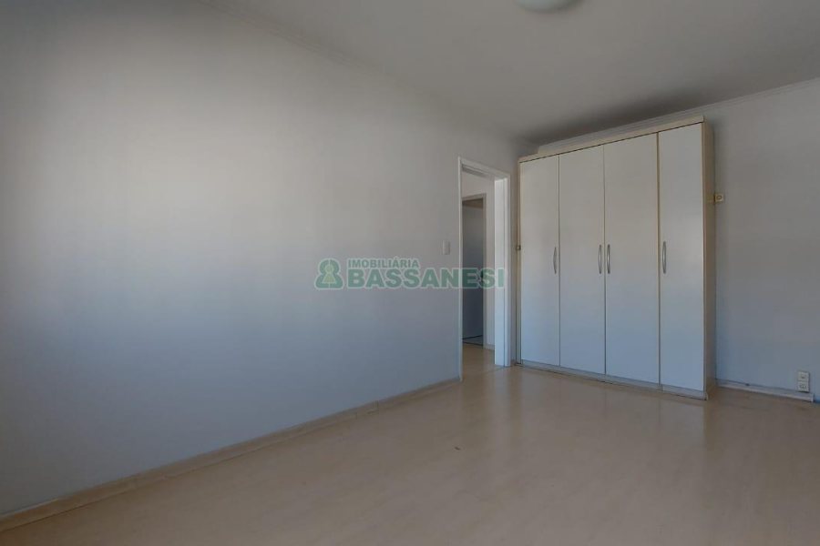 Apartamento com 48m², 1 dormitório, no bairro São Pelegrino em Caxias do Sul para Comprar