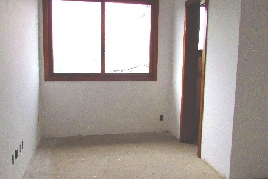 Loja com 440m², no bairro Sagrada Família em Caxias do Sul para Alugar ou Comprar