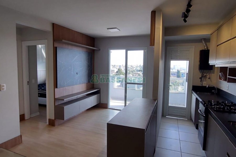 Apartamento com 54m², 2 dormitórios, 1 vaga, no bairro São Pelegrino em Caxias do Sul para Alugar
